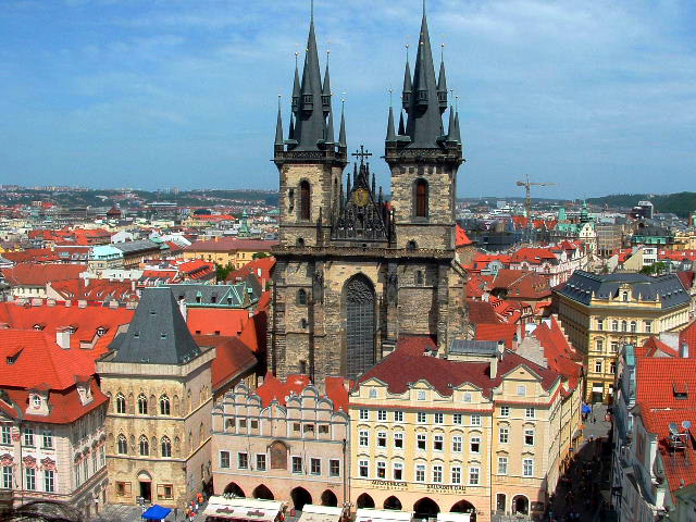 Minipaquete Praga Domingo