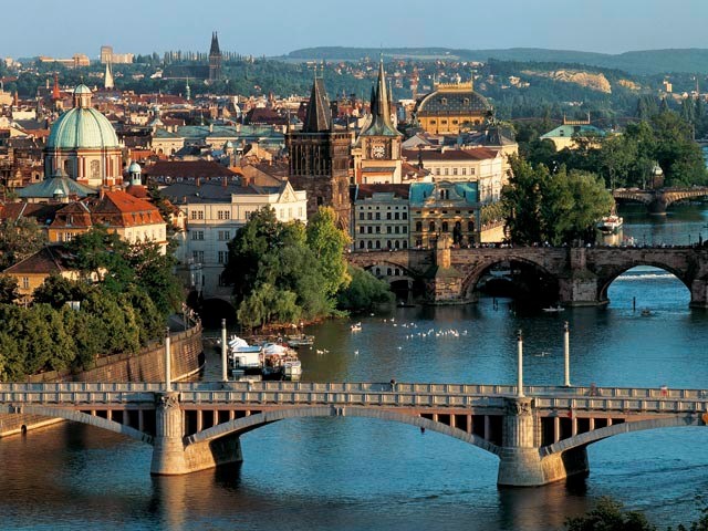 Chequia, Austria, Norte de Italia y Baviera fin Praga