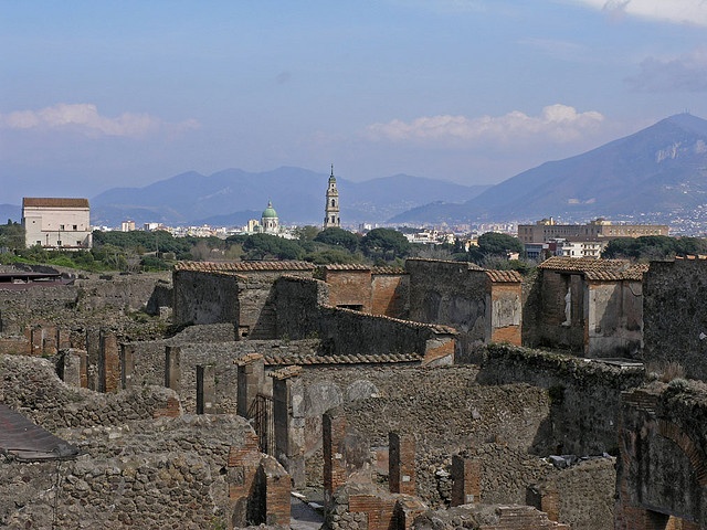 ENCANTOS DEL SUR DE ITALIA, COSTA AMALFITANA Y ROMA