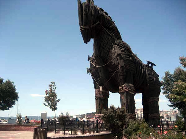 TURQUIA CON TREN DE ALTA VELOCIDAD Y CRUCERO 4 DIAS POR LAS ISLAS GRIEGAS