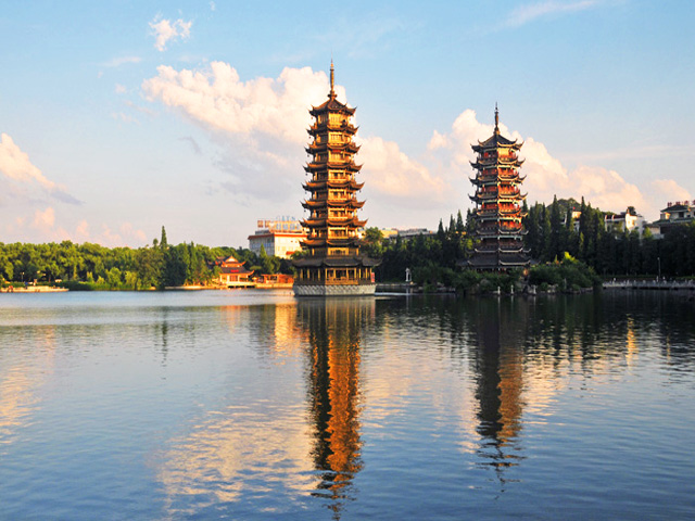 China Milenaria - Vuelos desde Santiago