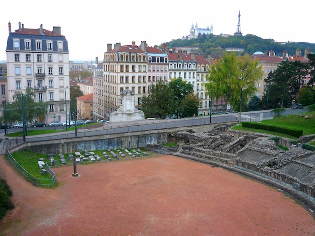 Paris, Barcelona com AVE