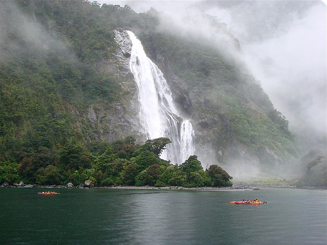 Nueva Zelanda, Tierra De Maoríes